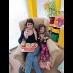 Babičky a dědečkové čtou dětem (Foto: )