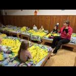 Babičky a dědečkové čtou dětem (Foto: )